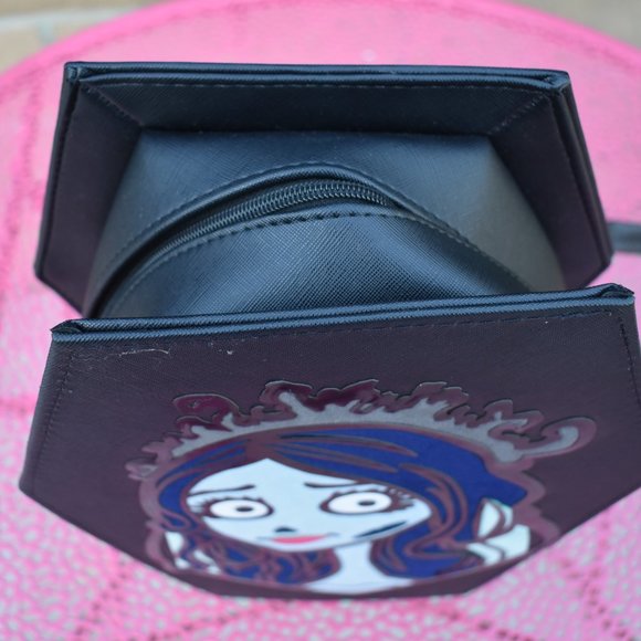 new Corpse Bride Emily LARGE 3D HOLOGRAPHIC Leather Large Coffin BAG Backpack - Picture 9 of 13